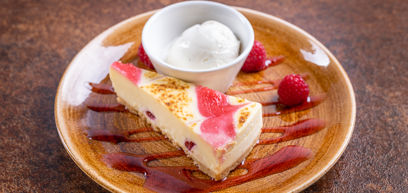 White Chocolate & Raspberry Cheesecake